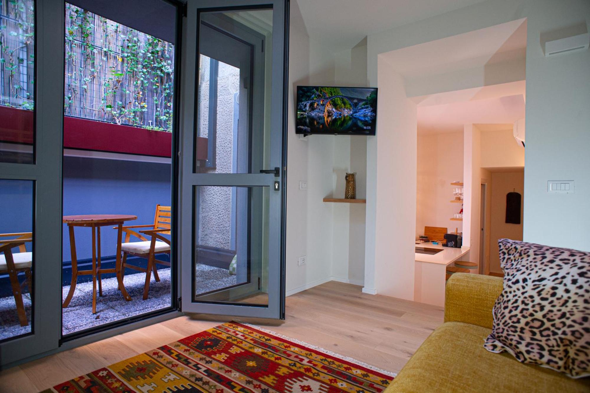Apartment Varanini Luxury Double Bedroom Two And Sauna